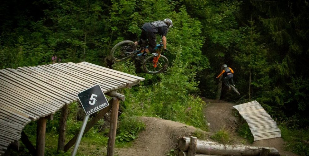 How long to get from Chatel to Morzine - MTB Beds