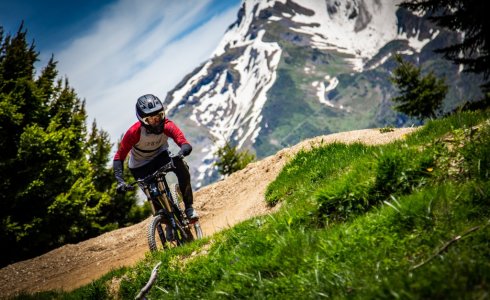 Mountain biking on Super Morzine - MTB Beds