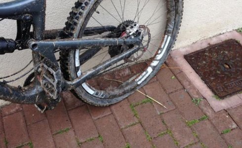Puncture from a rock on Crestino trail Finale Ligure