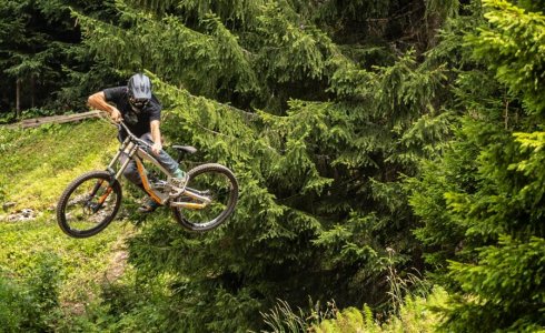 Throwing a big whip over on the reboul jam jumps in Chatel